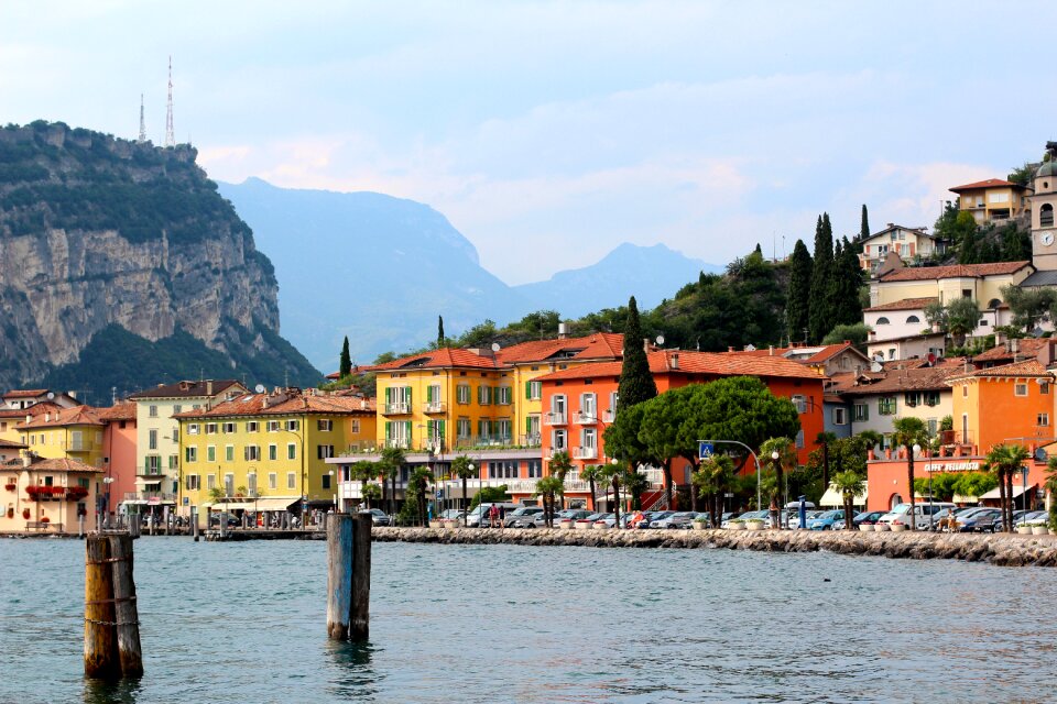 Promenade bank mountains photo