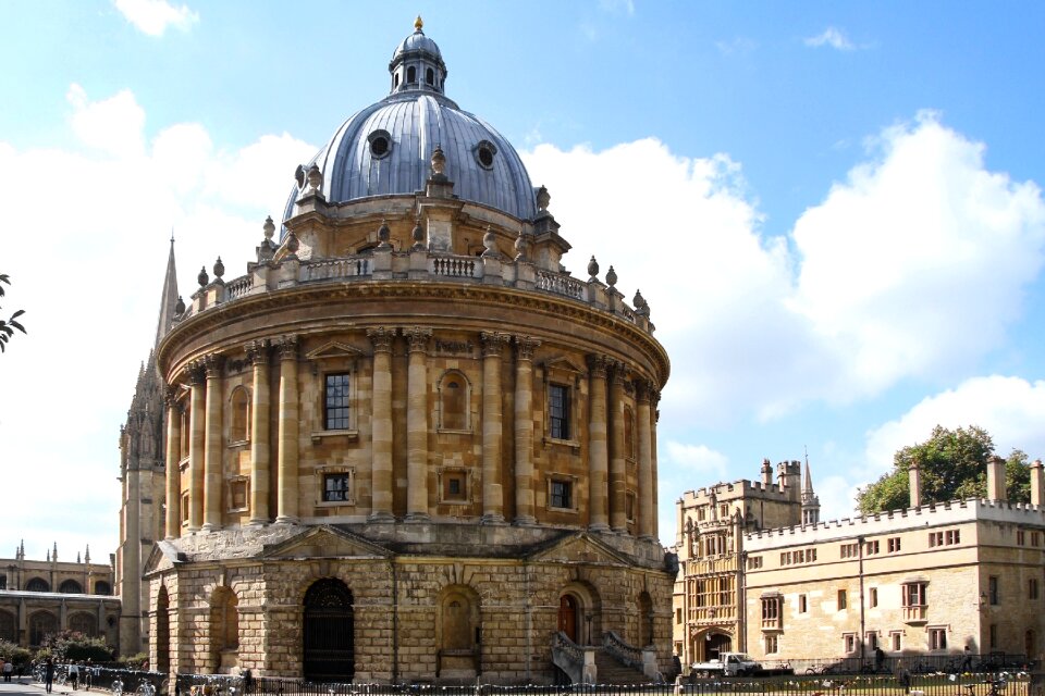 Building historically masonry