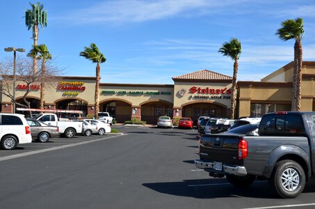 Shopping store