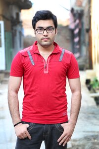 Pose street glasses
