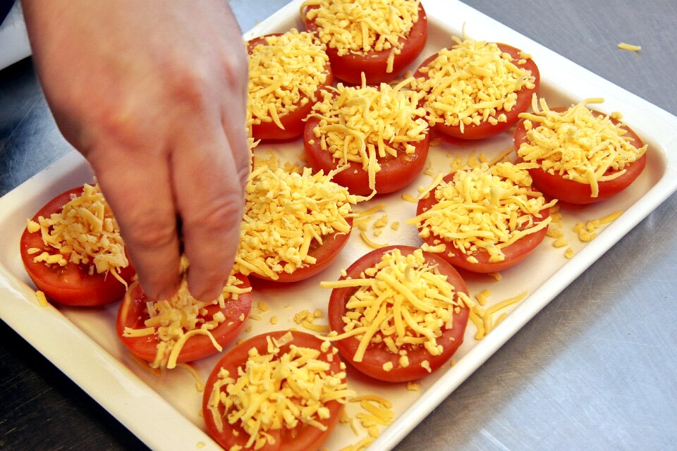 Mozzarella oven garnish