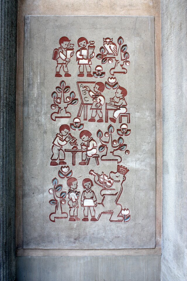 Singer street mural teaching