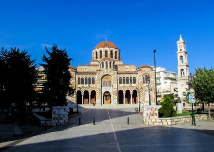Square ayios nikolaos church