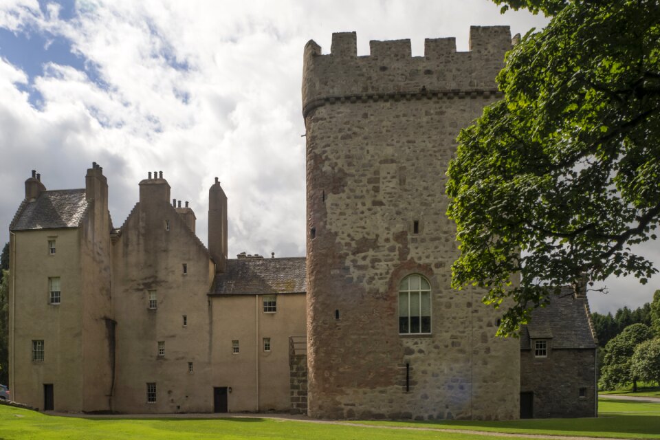 Scotland middle ages historically
