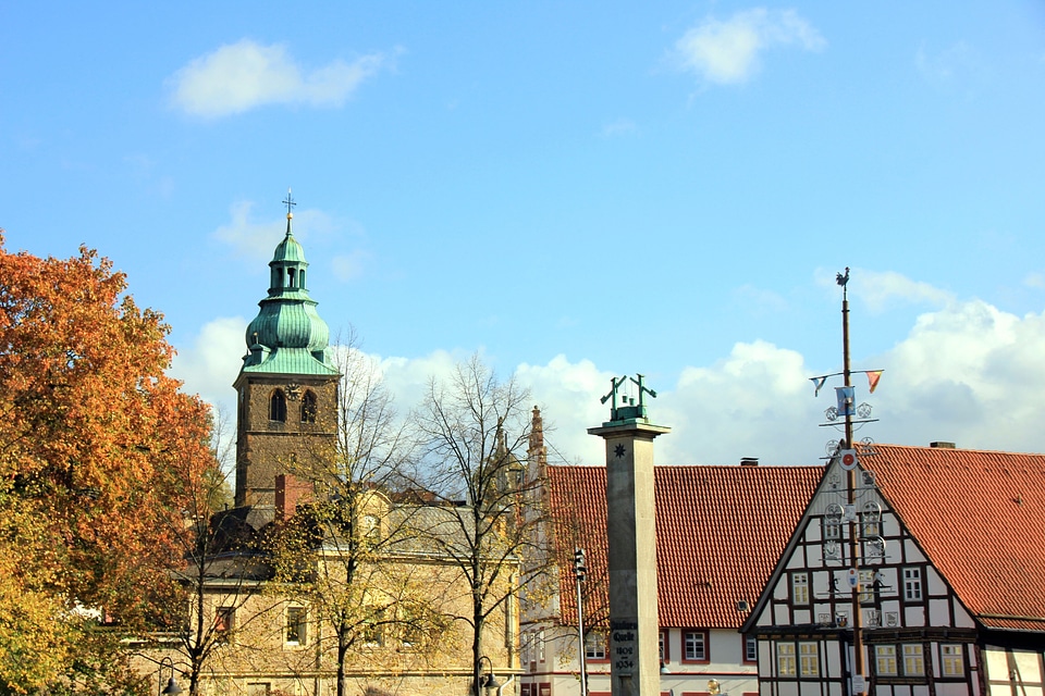 Building fachwerkhaus pillar