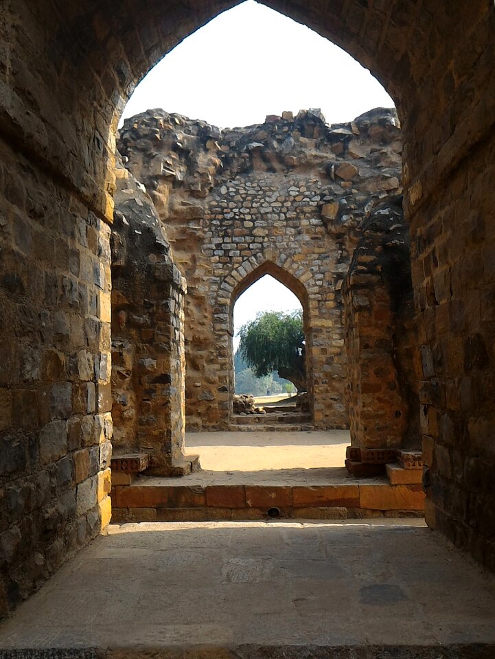 Rock the bricks ruins
