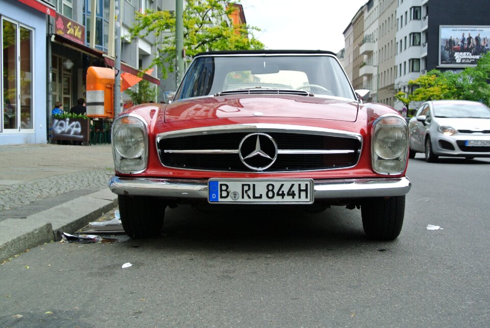 Red auto transport