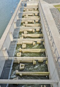 Trough reservoir nature