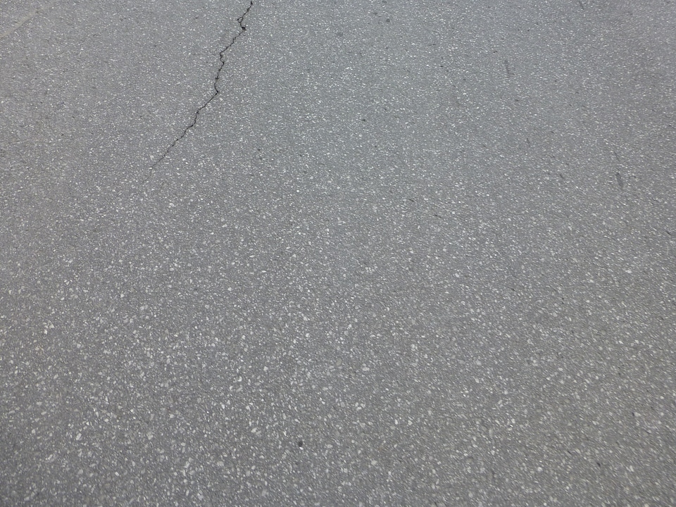 Crack design surface