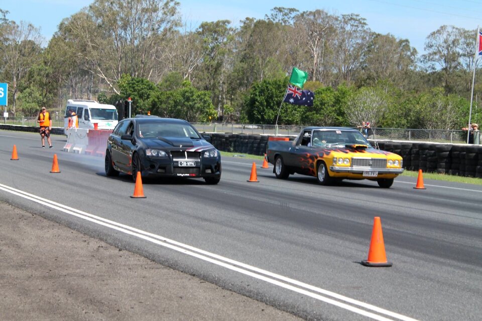 Vehicle speed racing