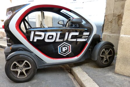 Vehicle patrol car dare