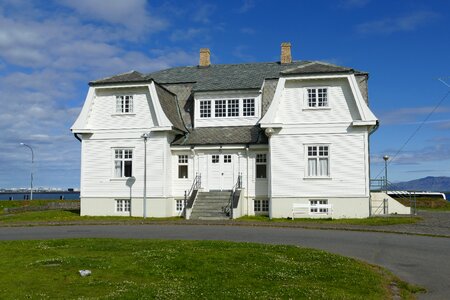 Historically facade city