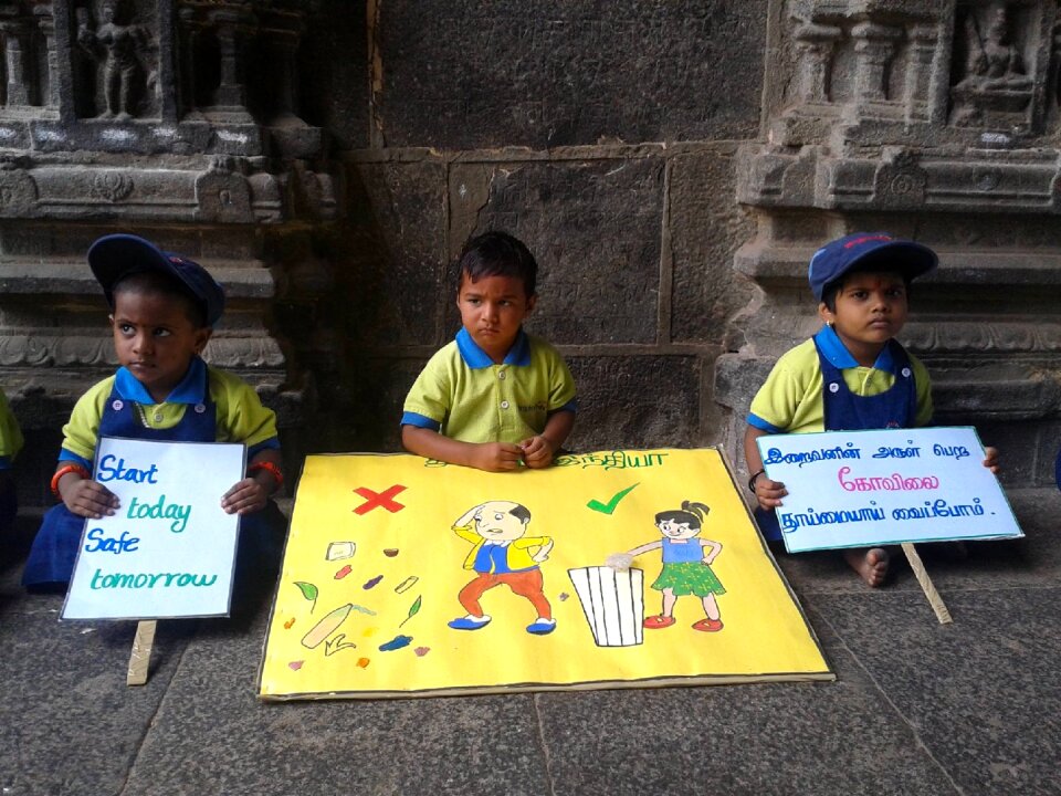 Children ecology picket