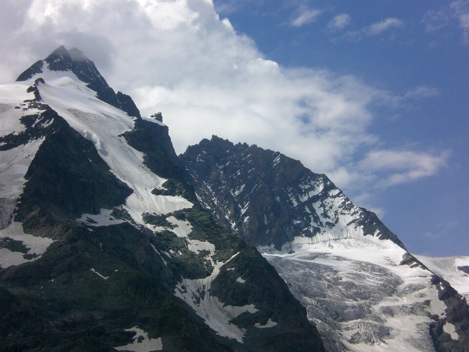 Grossglockner clouds blue