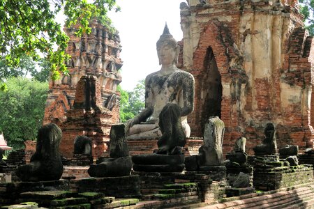 Buddha ruin old temple photo