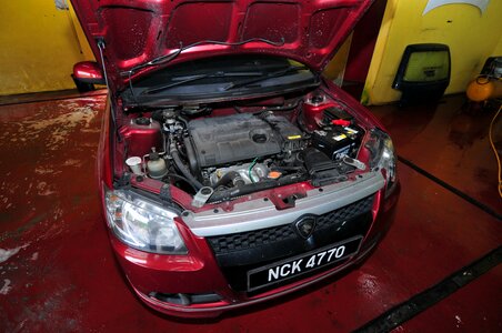 Engine vehicle mechanic