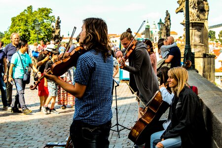 Charles bridge violin people