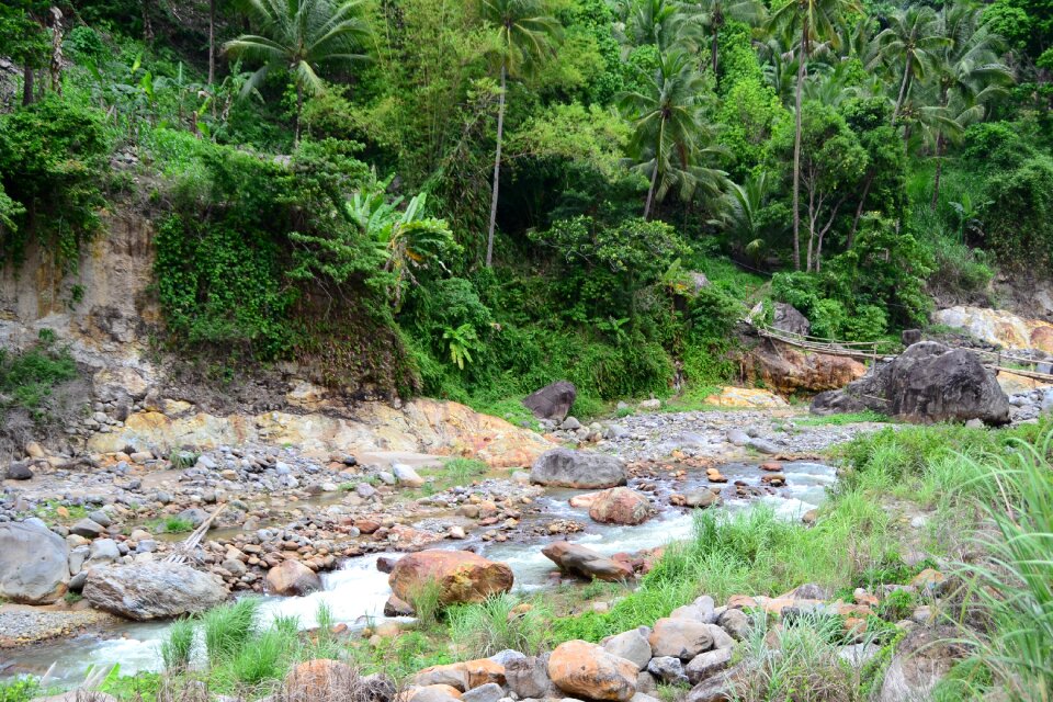 Dry landscape water