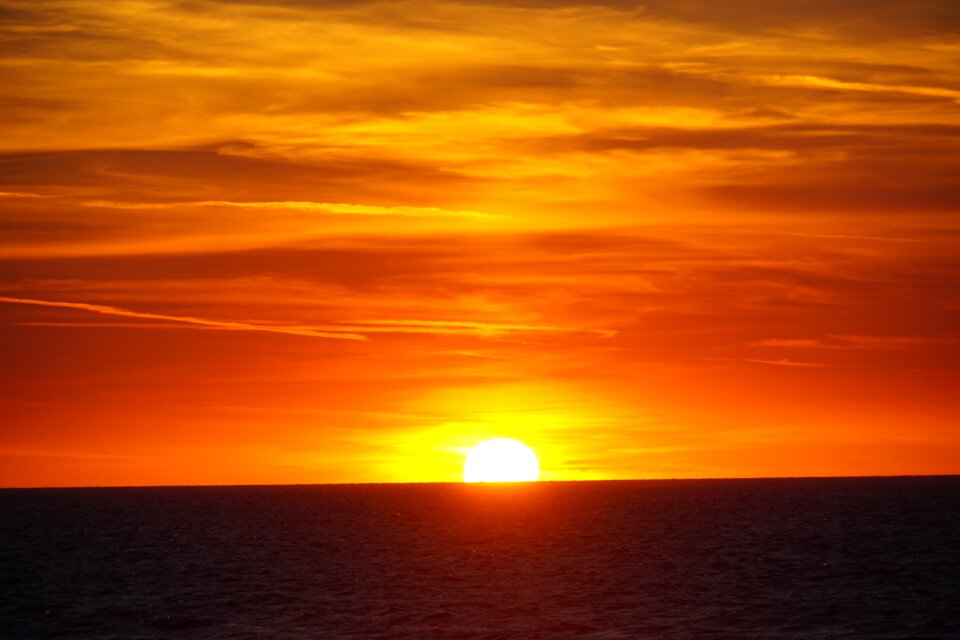 Sunset sunset sea romance photo