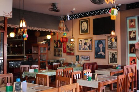 Cafe nostalgic tourism