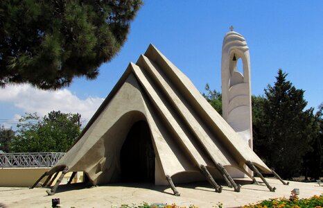 Monument tent