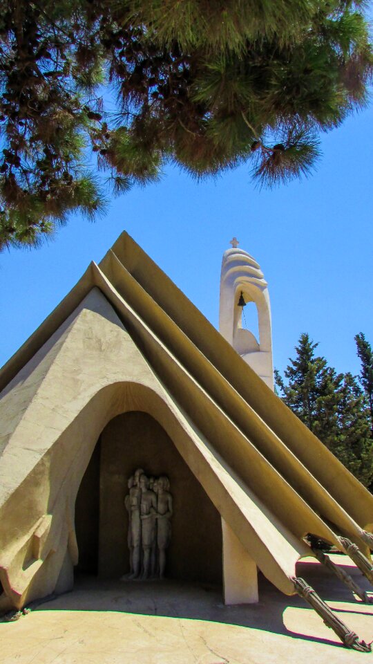 Monument tent