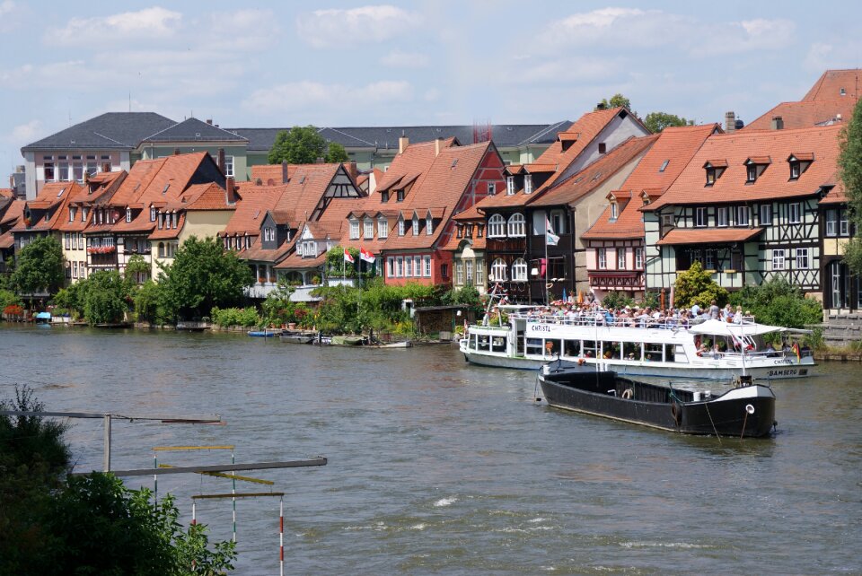 Ships river historically