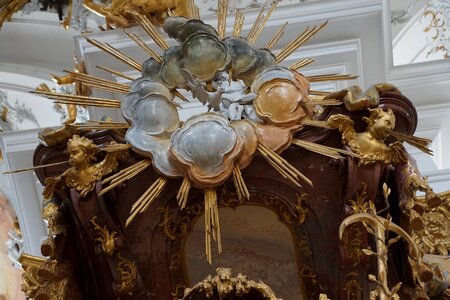 Building baroque faith
