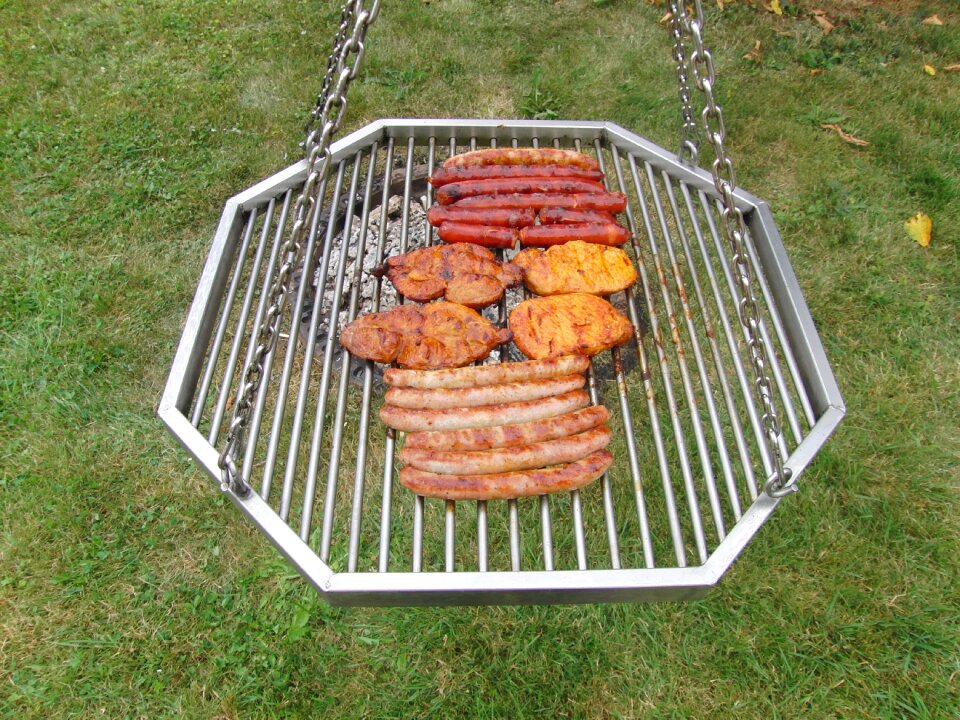 Preparation sausage pivoting fry