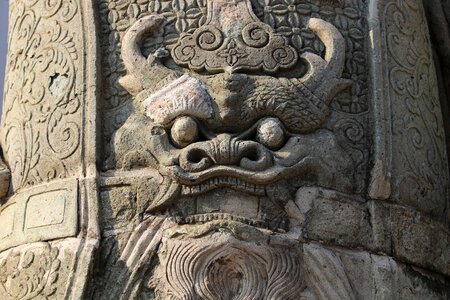 Mystical statue monument