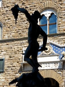 Loggia dei lanzi benvenuto cellini florence