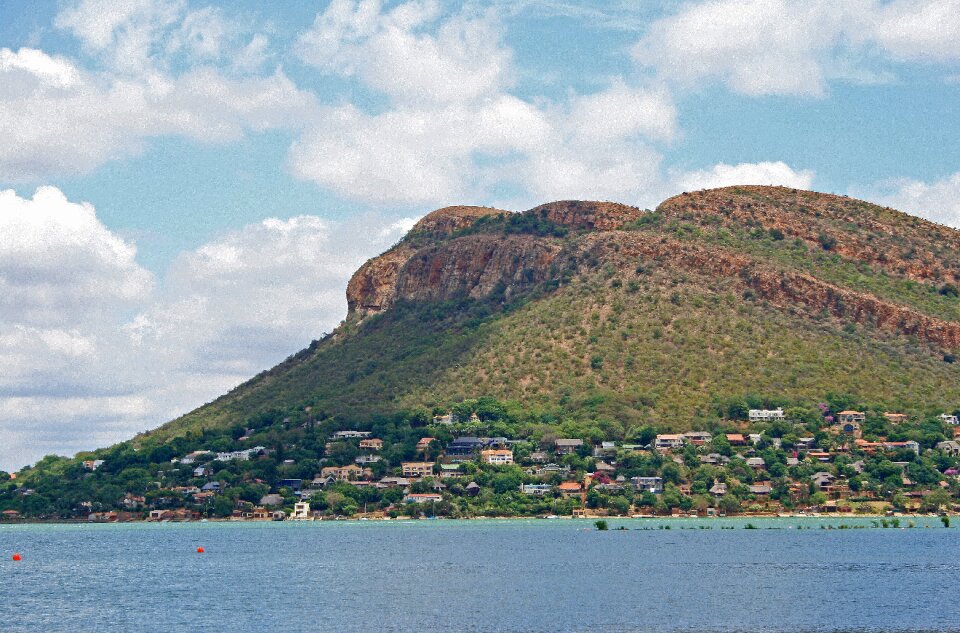 Hill mountain contoured