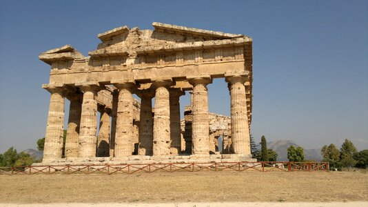 Temples greeks paestum