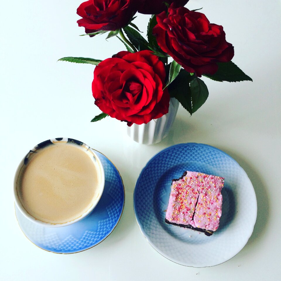 Roses coffee cake