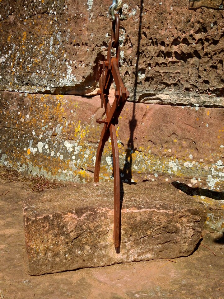 Crane lifting tool raise