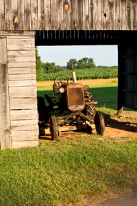 Farm tractor rust