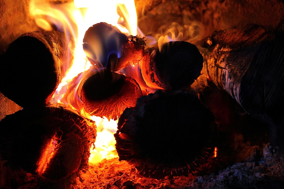 Smoke fireplace burn