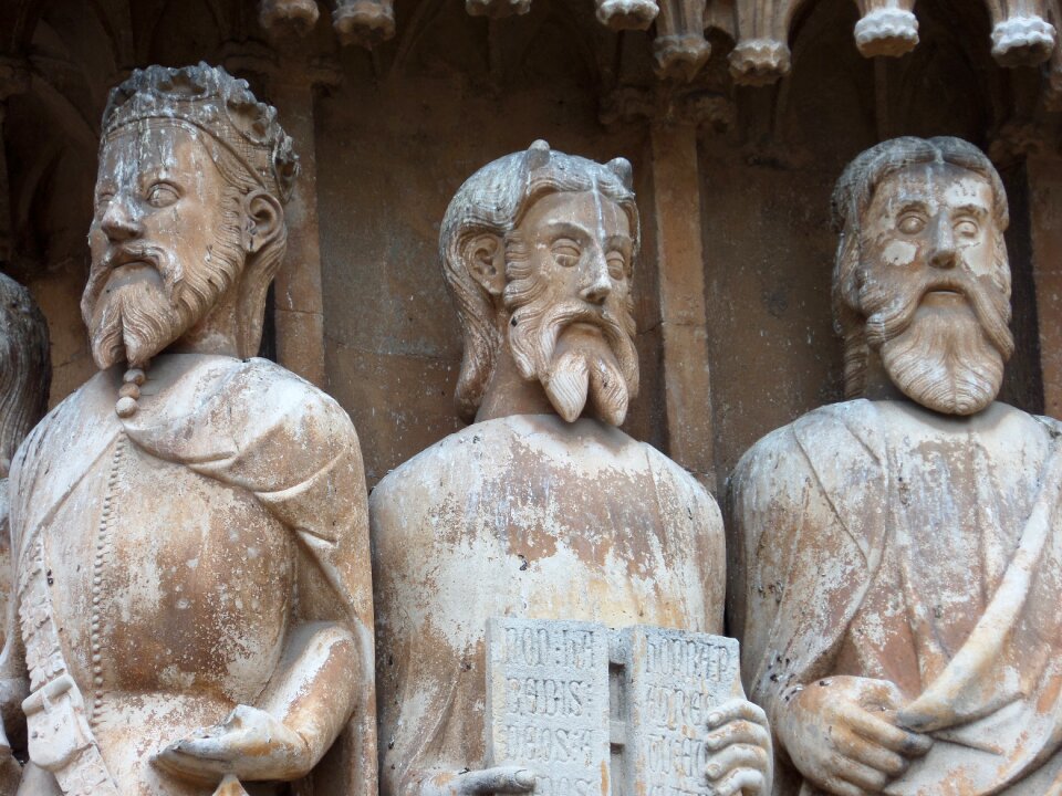Monument tourism catholics