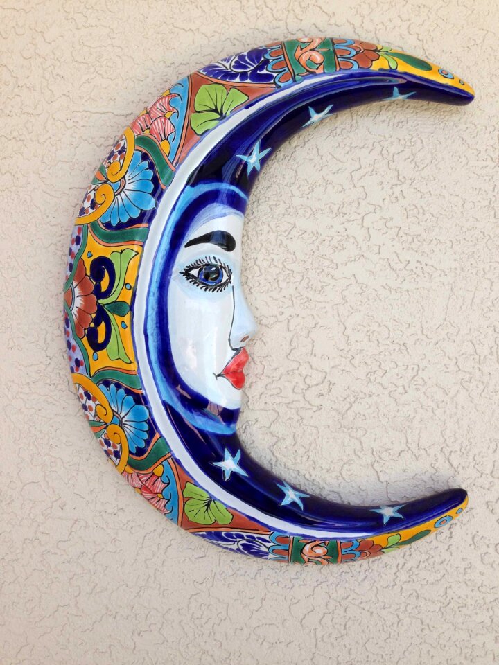 Crescent artisan