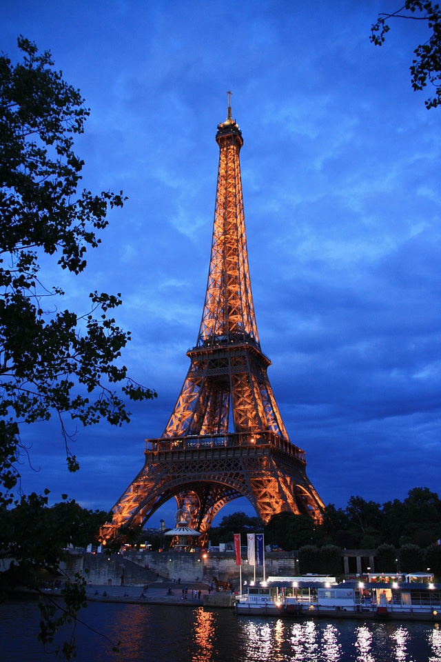 Building france lighting