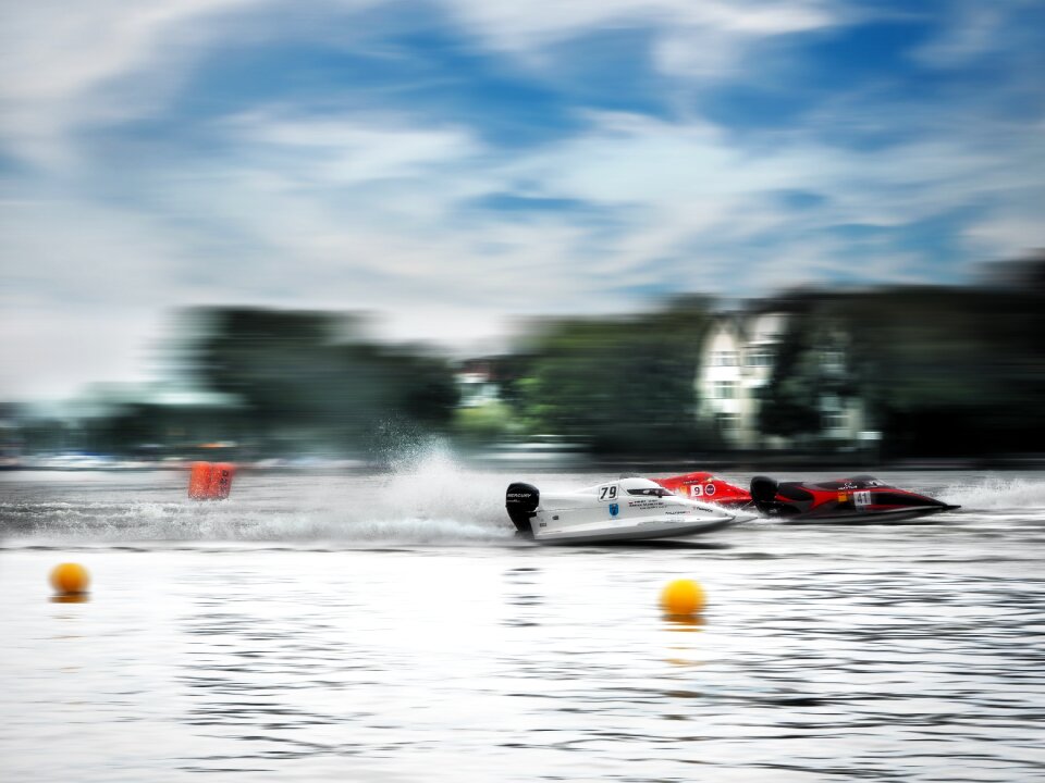 Powerboat water sport
