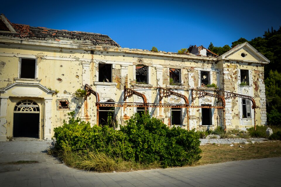 Croatia the war destroyed