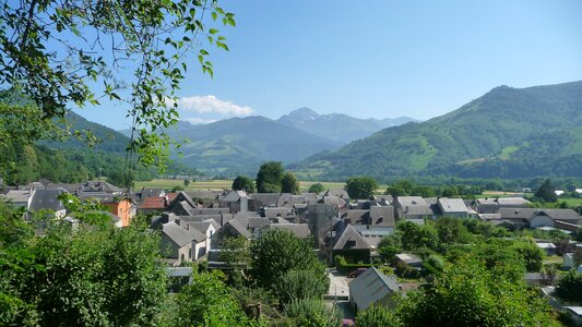 Village pyrénées summer