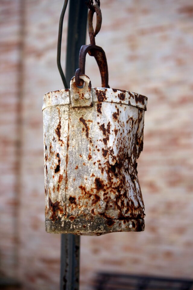 Pozzo bucket chain