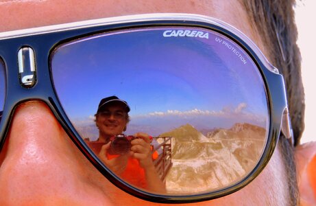 Selfie mountain sunglasses