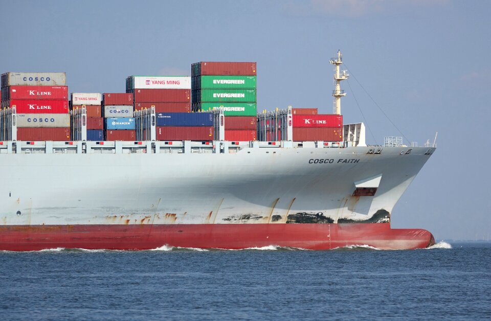 Ship container ship transport