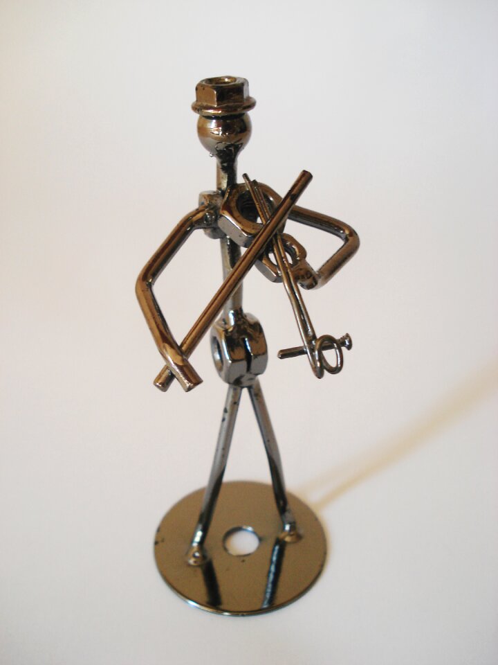 Violinist metal scrap