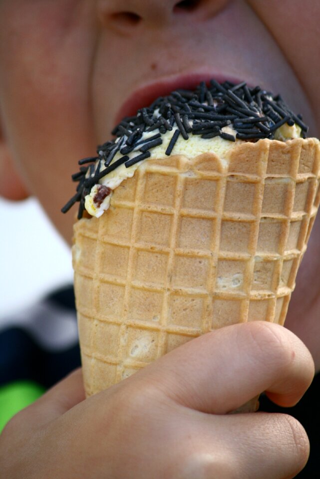 Ice cream scoop dessert summer