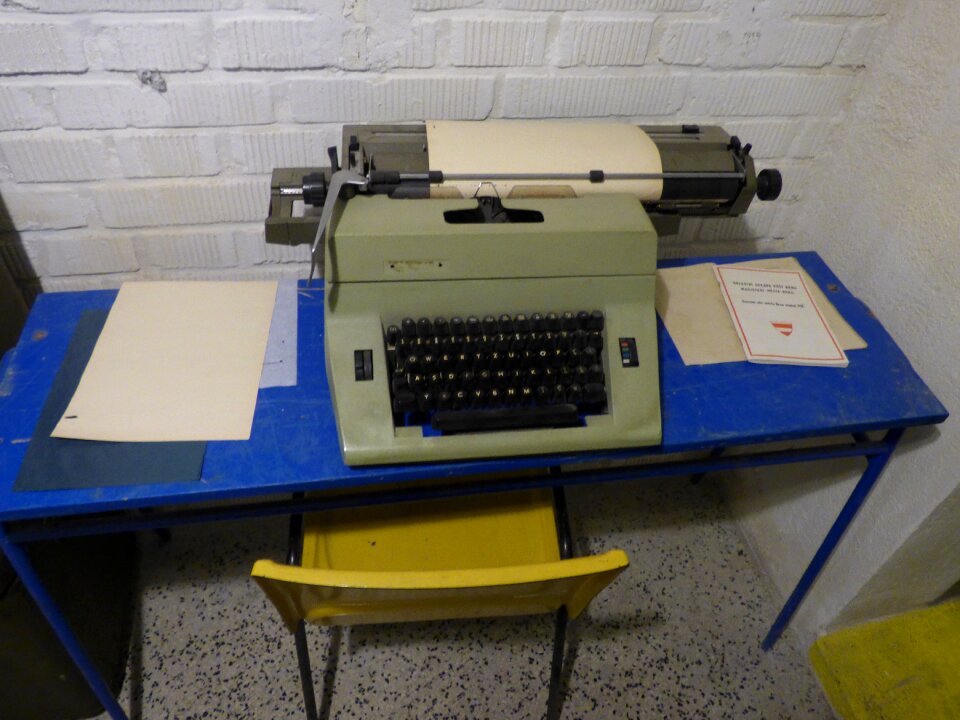 Font typewriter paper