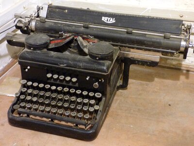 Font typewriter paper photo